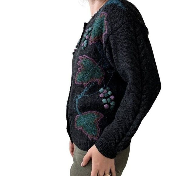Vintage 1980s Boston Traders Black Wool Chunky Floral Embroidered Cardigan Sz M - Picture 7 of 8